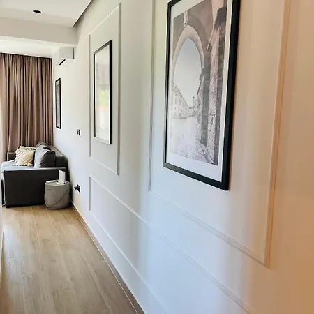 Apartment Barovic Mlini